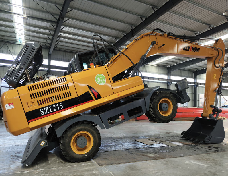 Pelle sur pneus SZL215