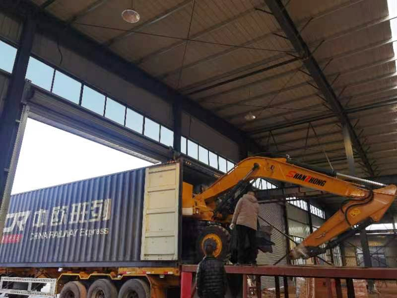 “One Belt, One Road”Shanzhong brand Wheel Excavator by the China-Europe train.
