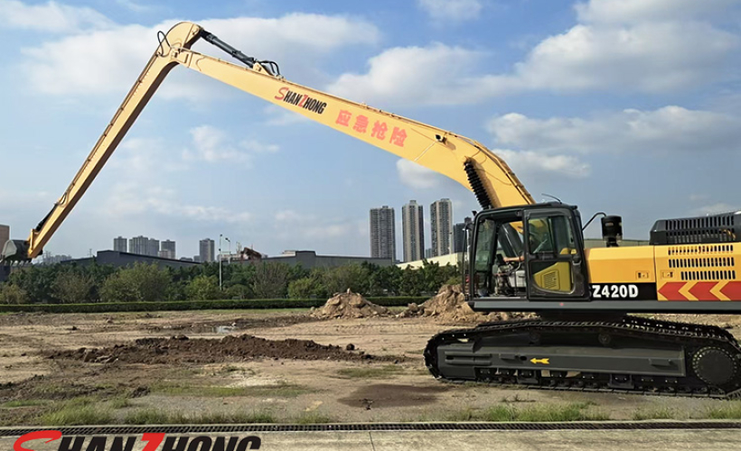 SZ420D Uzun Bomlu Paletli Ekskavatör