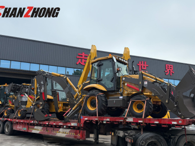 Focus on Delivery! Three SZ40-28 Backhoe Loaders of Shanchong Machinery Empower Efficient Construction