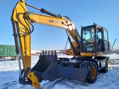 Shanzhong markasi Wheel Excavator Horgos portiga etib keldi