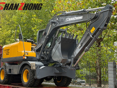 Экскаватор SZL150 отправлен — в центре внимания — чёрная стрела