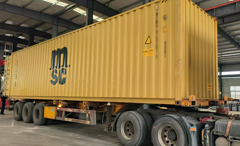 Afrika'ya tekerlekli ekskavatör konteyner sevkiyatı