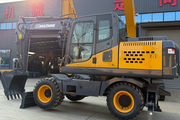 Колесный экскаватор SZL150