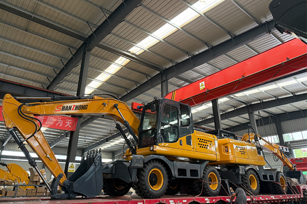 August 7, 2025, marks a significant delivery milestone for Yucheng Shanzhong Machinery Co., Ltd. Two wheeled excavators, ordered by a client and manufactured by Shanzhong Machinery Co., Ltd., have successfully completed comprehensive test runs and inspections. They are now fully loaded and ready to be shipped to Kazakhstan. With extensive experience in the construction machinery manufacturing industry, Shanzhong Machinery has earned high recognition from customers both at home and abroad for its wheeled excavators, which are renowned for their outstanding performance and reliable quality. During the test runs, the wheeled excavators destined for Kazakhstan exhibited excellent performance in all technical indicators, fully demonstrating Shanzhong Machinery's strong technical capabilities and exquisite manufacturing craftsmanship. Equipped with efficient operation capabilities, excellent stability, and user-friendly handling, these excavators are well-suited to meet the demands of various complex construction projects in Kazakhstan. As a key country in Central Asia, Kazakhstan maintains a sustained and strong demand for construction machinery in sectors such as infrastructure development. The export of Shanzhong Machinery's wheeled excavators not only provides strong equipment support for local construction initiatives but also further advances Shanzhong Machinery's efforts to expand its international market presence, enhancing the brand's reputation and influence on the global stage. Looking ahead, Shanzhong Machinery will continue to adhere to the concept of innovation, continuously improve product quality, and provide higher-quality construction machinery products and services to customers worldwide.