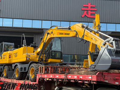 Совершенство, изготовленное на заказ! Два колесных экскаватора SZL150 готовы к отправке в новое путешествие.