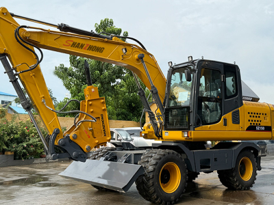The customer has ordered the SZL150 wheel excavator and the breaker.