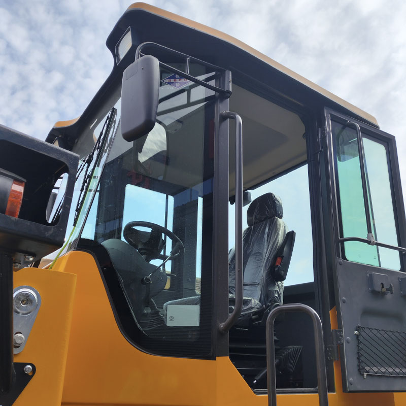 SZ930 g'ildirakli yuklagich