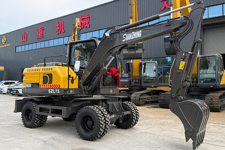 Pelle sur pneus SZL75