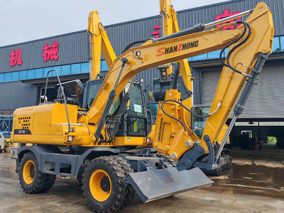 Shanzhong Machinery Completes Shipment of SZ150 Wheel Excavator Equipped with Hydraulic Hammer