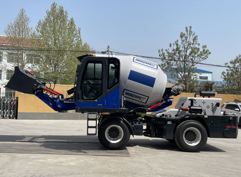 Xe trộn bê tông tự tải SZ3600